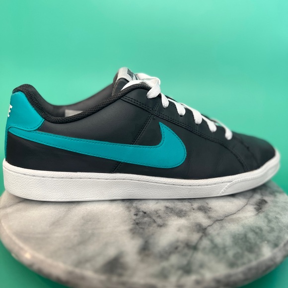 Used custom Nike Court Royale. Fully restored - Picture 4 of 5